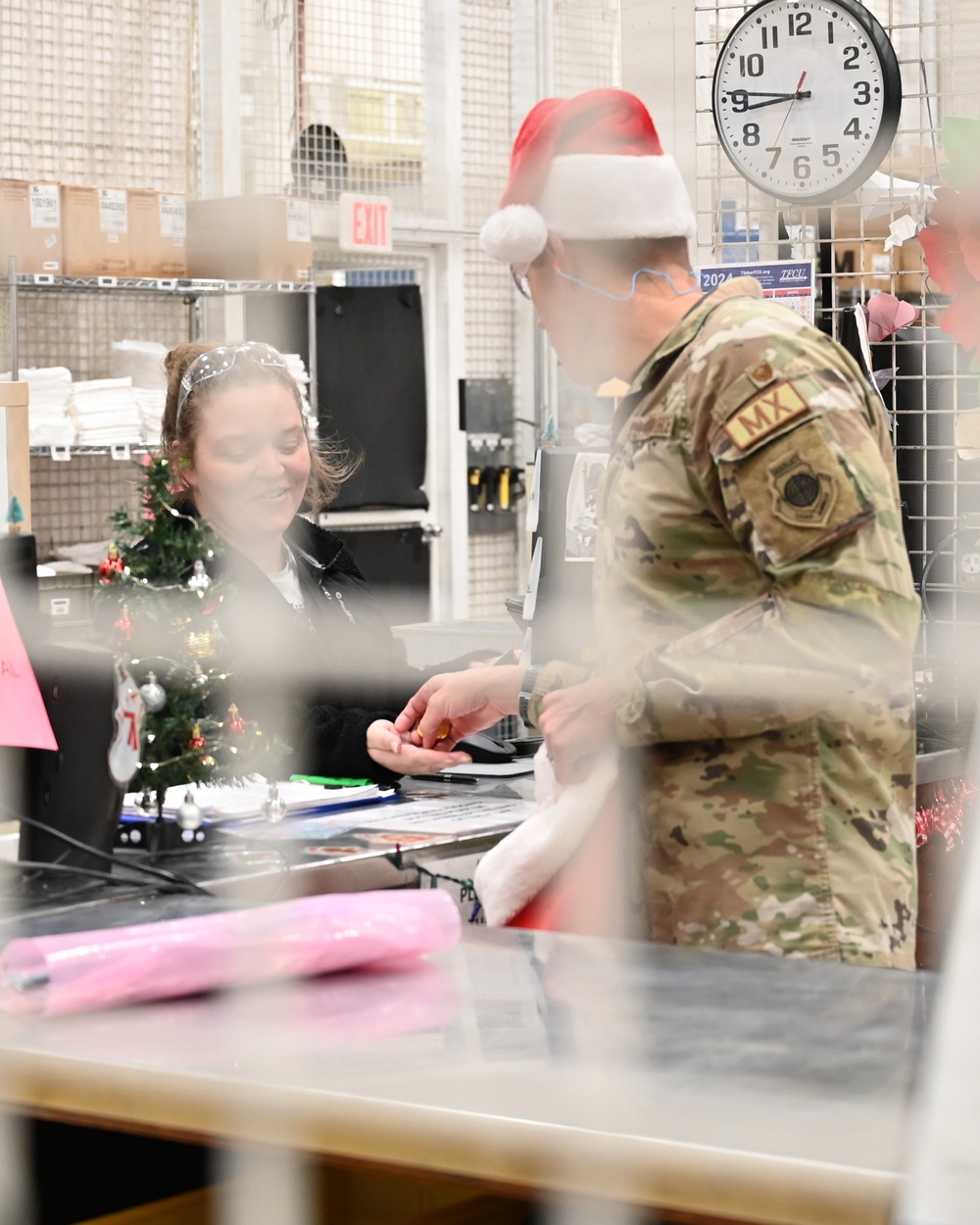 Oklahoma City Air Logistics Complex leaders deliver holiday cheer