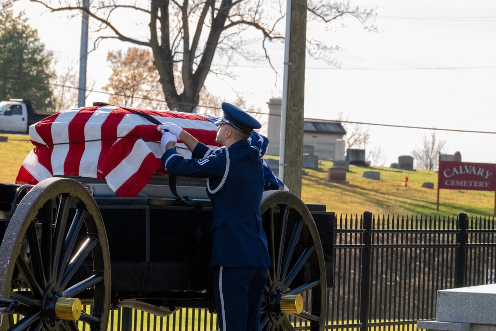 AIRMEN HONOR LATE GENERAL HETTLINGER; FULL HONORS FUNERAL IN TERRE HAUTE