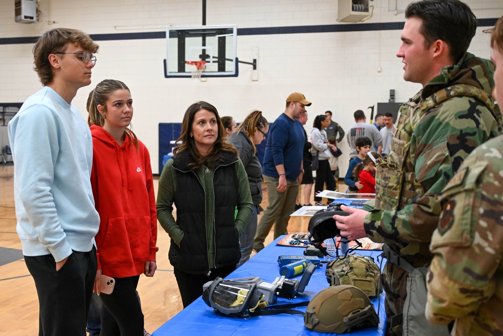 Altus AFB inspires future aviators at AIM fair