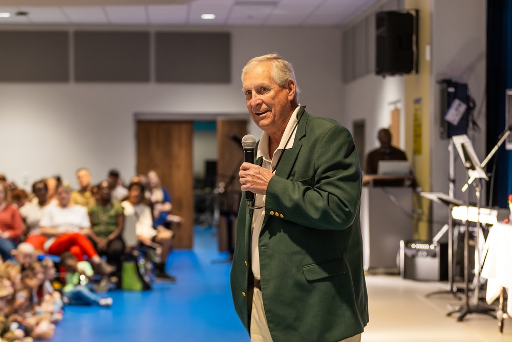 Students honor veterans