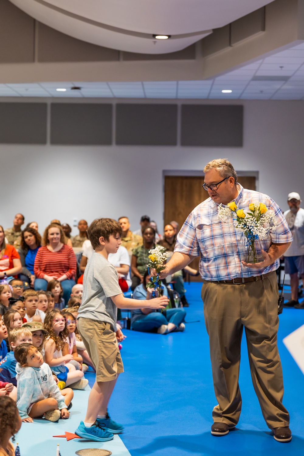 Students honor veterans