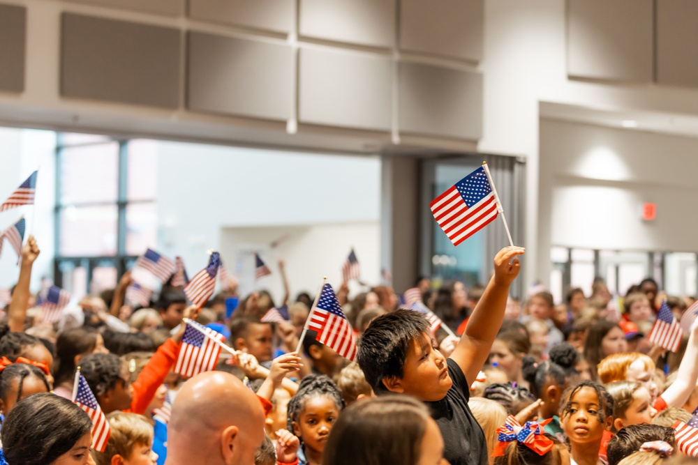 Students honor veterans