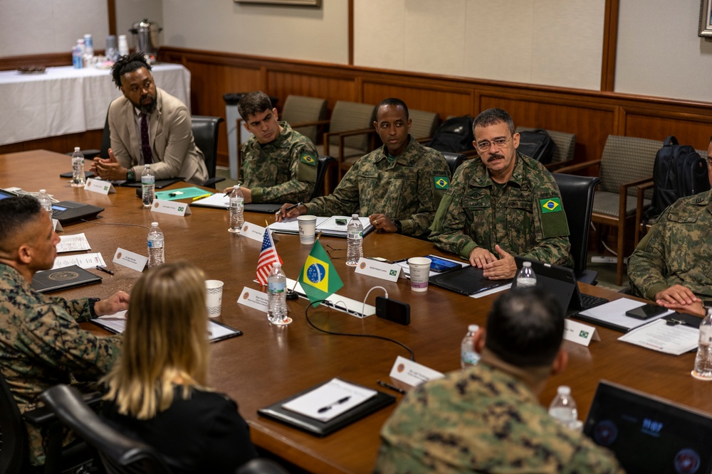 U.S. and Brazilian Marines hold Operational Naval Infantry Committee