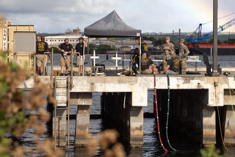 US Army divers train, qualify for Army Salvage Diver Badge