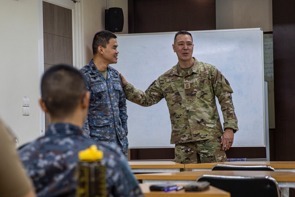 Washington National Guard Senior Leaders visit Royal Thai Armed Forces Combat Controllers