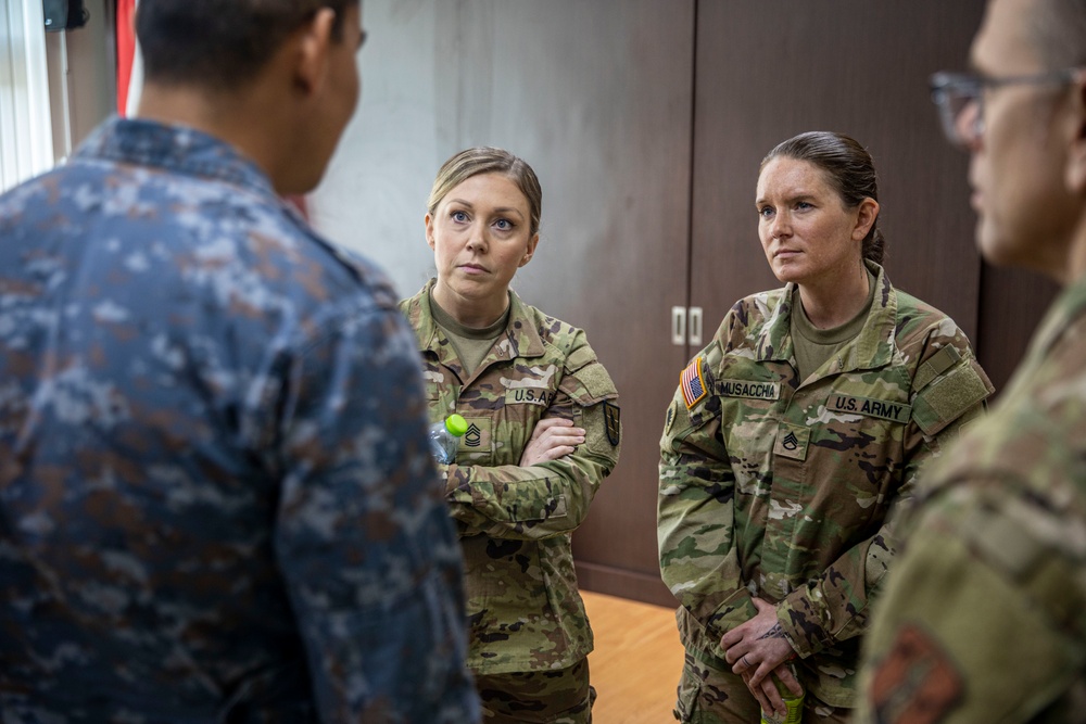 Washington National Guard Senior Leaders visit Royal Thai Armed Forces Combat Controllers