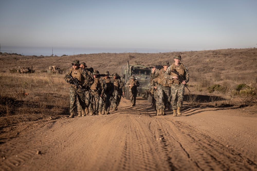 1st ANGLICO conducts 10K hike during Steel Knight