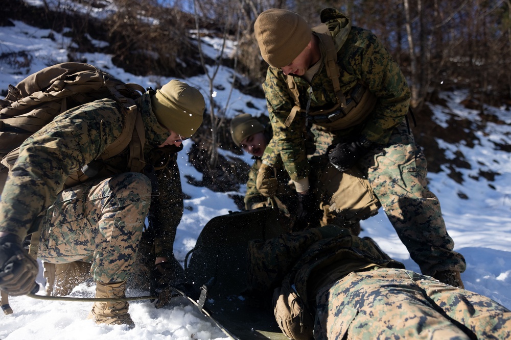 V26 Cold Weather Casualty Evacuation