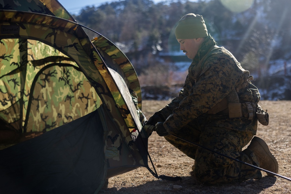 V26 Cold Weather Casualty Evacuation