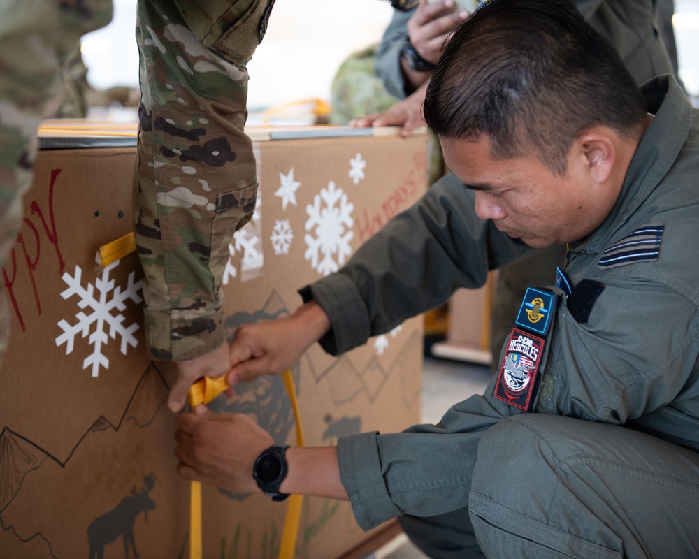 OCD: International Observance Program partners assist with bundle preparation
