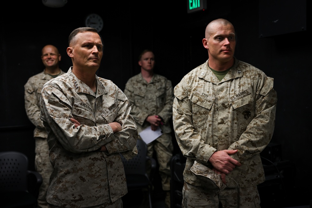 U.S. Marine Corps Lt. Gen. Leonard Anderson observes Reserve Marines’ training for upcoming deployment