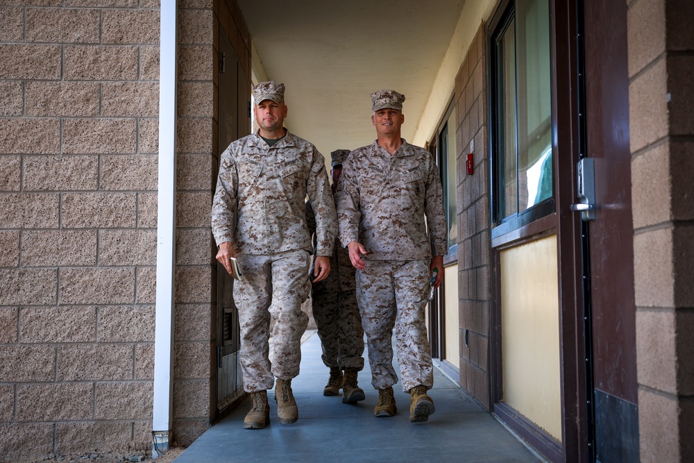 U.S. Marine Corps Lt. Gen. Leonard Anderson observes Reserve Marines’ training for upcoming deployment
