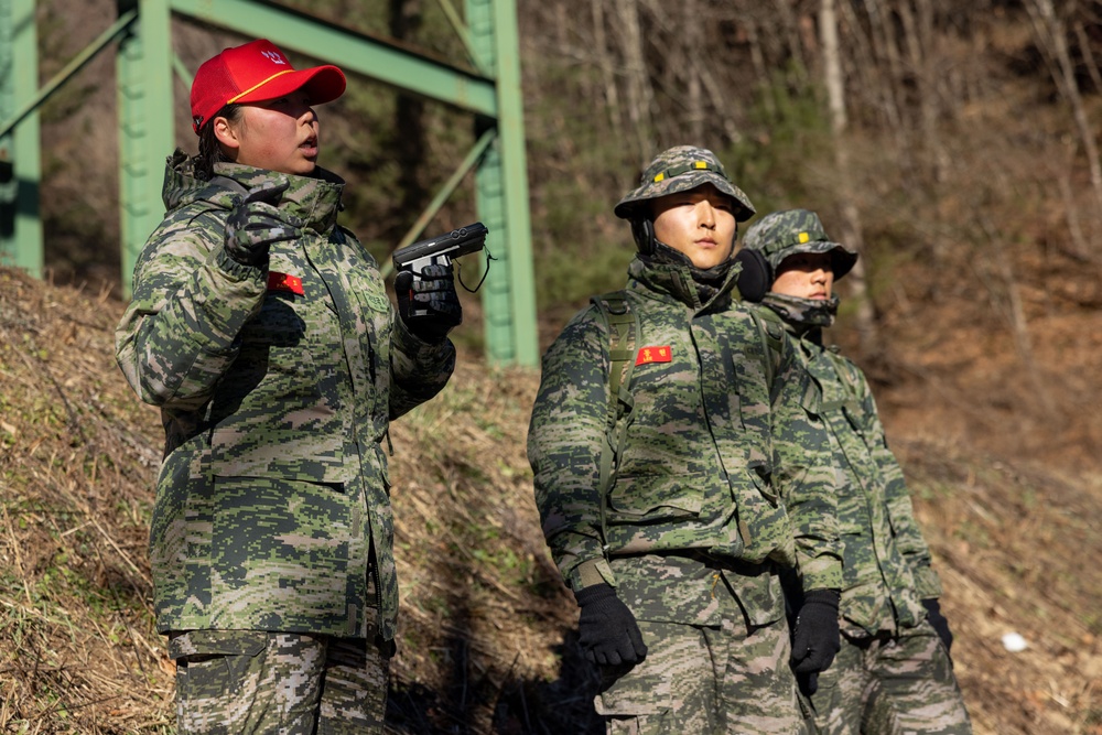 V26 and Republic of Korea Marines Force-on-Force       