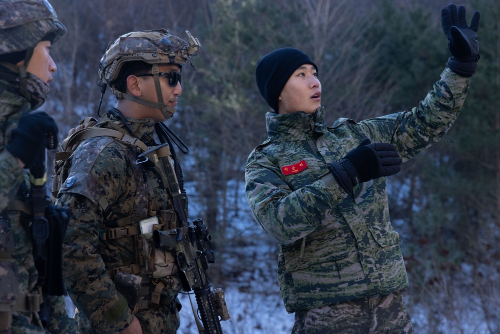 V26 and Republic of Korea Marines Force-on-Force