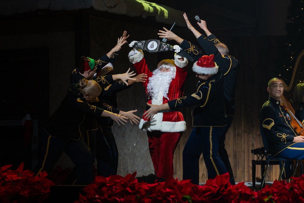 U.S. Army Band peforms annual American Holiday Festival to sold out audience