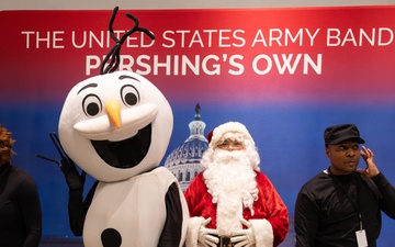 U.S. Army Band peforms annual American Holiday Festival to sold out audience