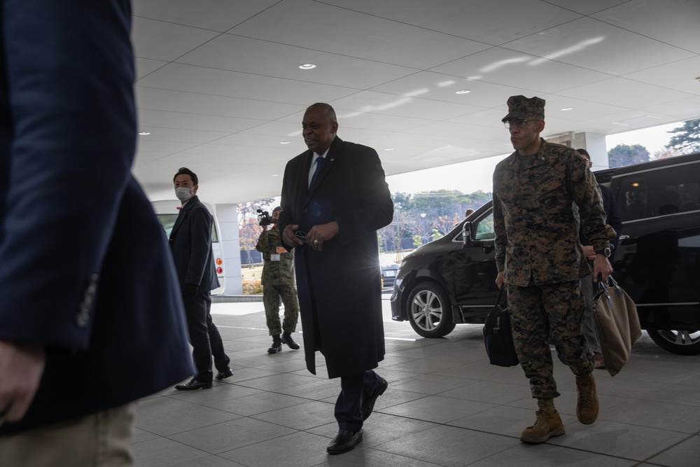 Yama Sakura 87: Secretary of Defense Lloyd J. Austin III visits Camp Asaka, Japan