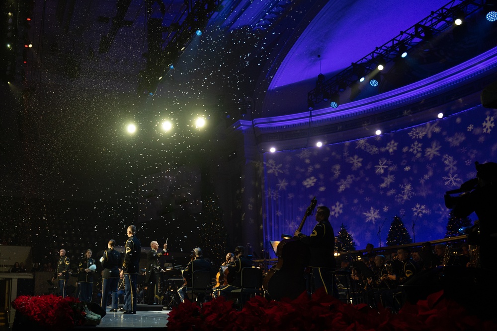 Let It Snow with The U.S. Army Band