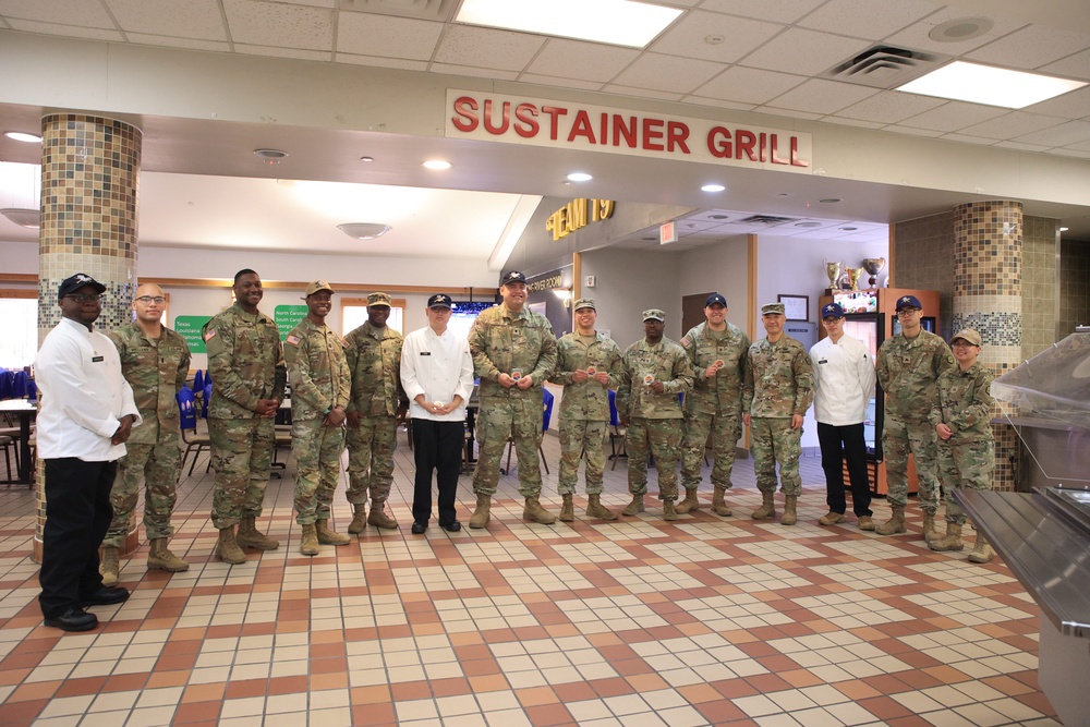 CG Pak Recognizes Sustainer Grill Staff for Thanksgiving Efforts