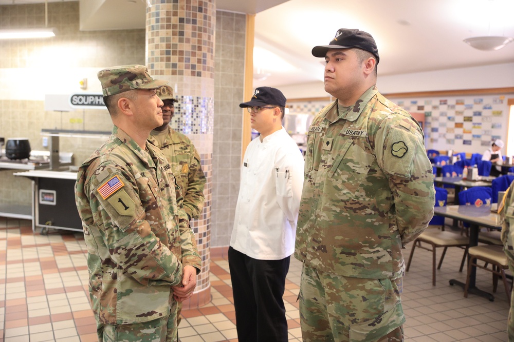 CG Pak Recognizes Sustainer Grill Staff for Thanksgiving Efforts