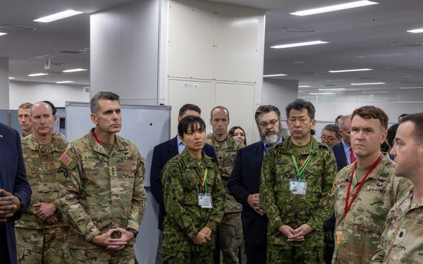 Yama Sakura 87: Secretary of Defense Visits Camp Asaka