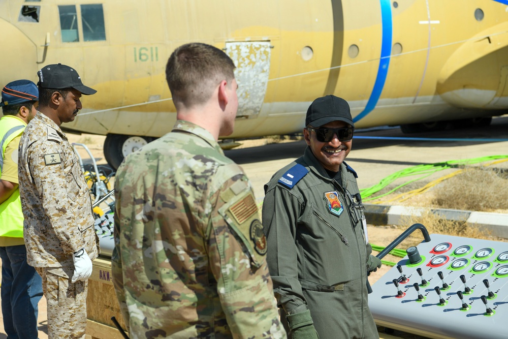 378th EMXS Airmen Assist Host Nations Partners Evaluate New Aircraft Recovery Technology
