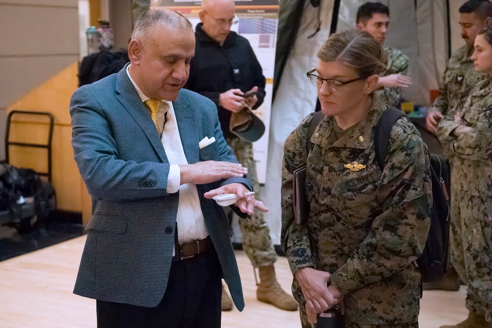 NMRC Hosts Marine Corps Warfighting Laboratory Expeditionary Medicine Branch Head Cmdr. Kellye Donovan