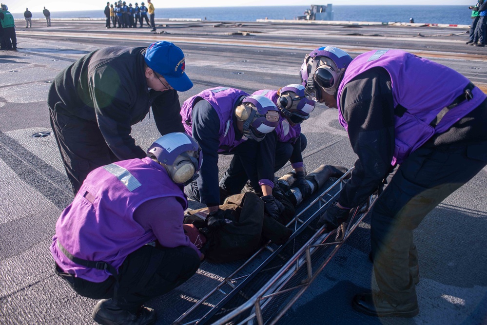 USS Ronald Reagan (CVN 76) conducts flight deck drills