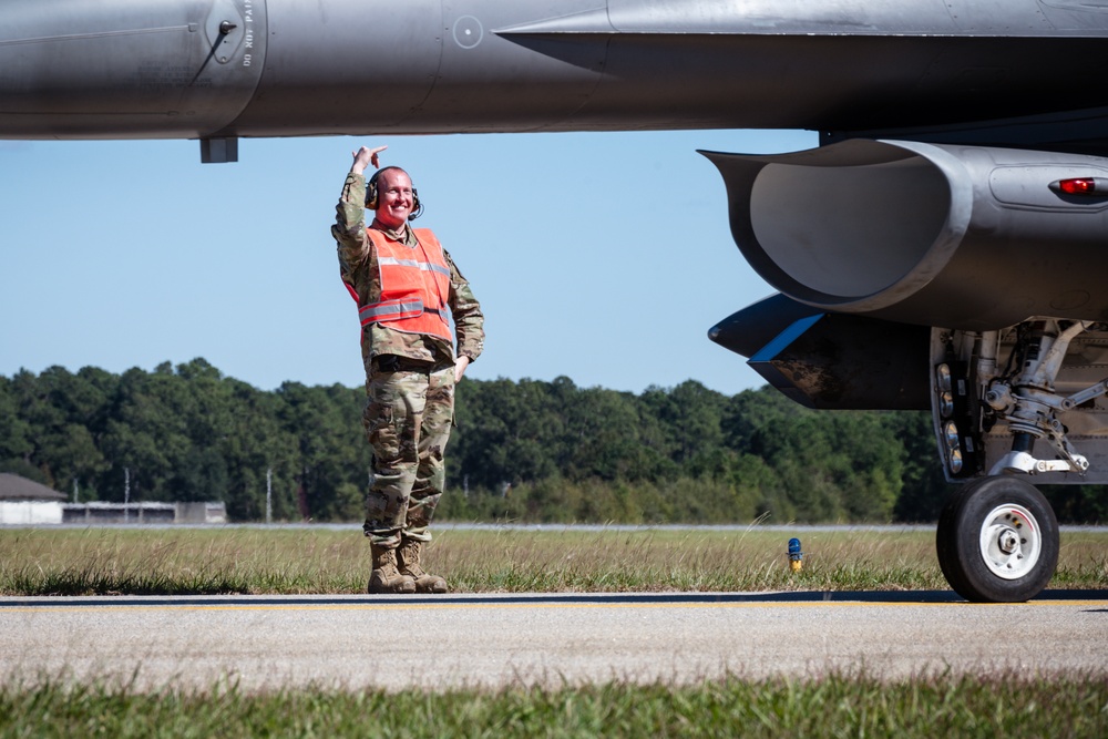 F-16 Take Off