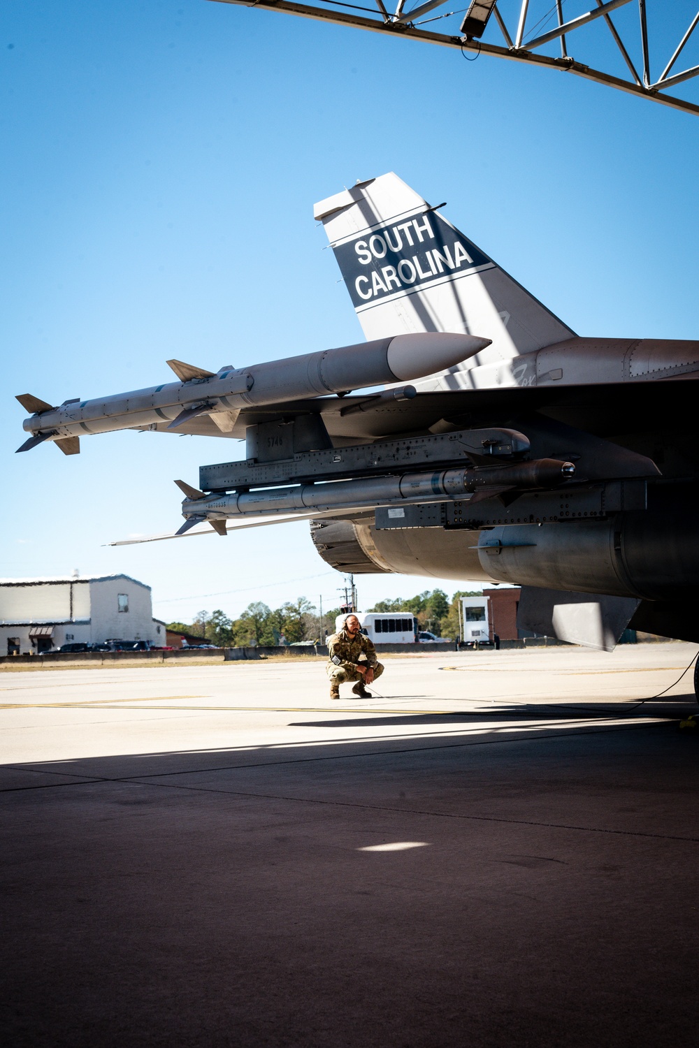 F-16 Take Off &amp;amp; AFE Inspection