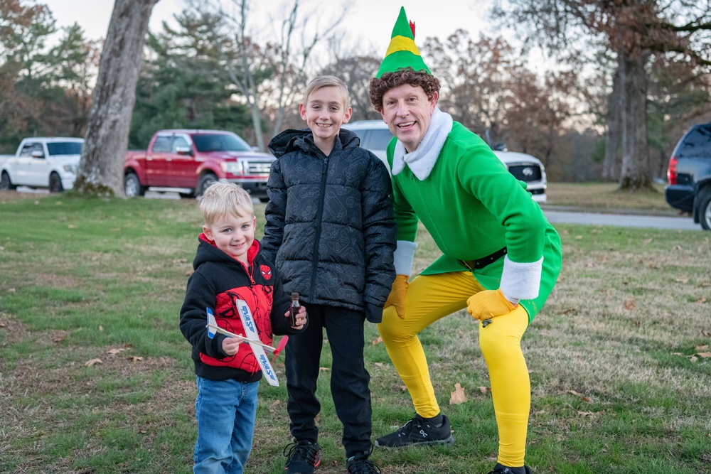 Arnold AFB team members come together for second annual Christmas tree lighting