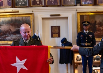 Mass. Guard Officer Receives His Star
