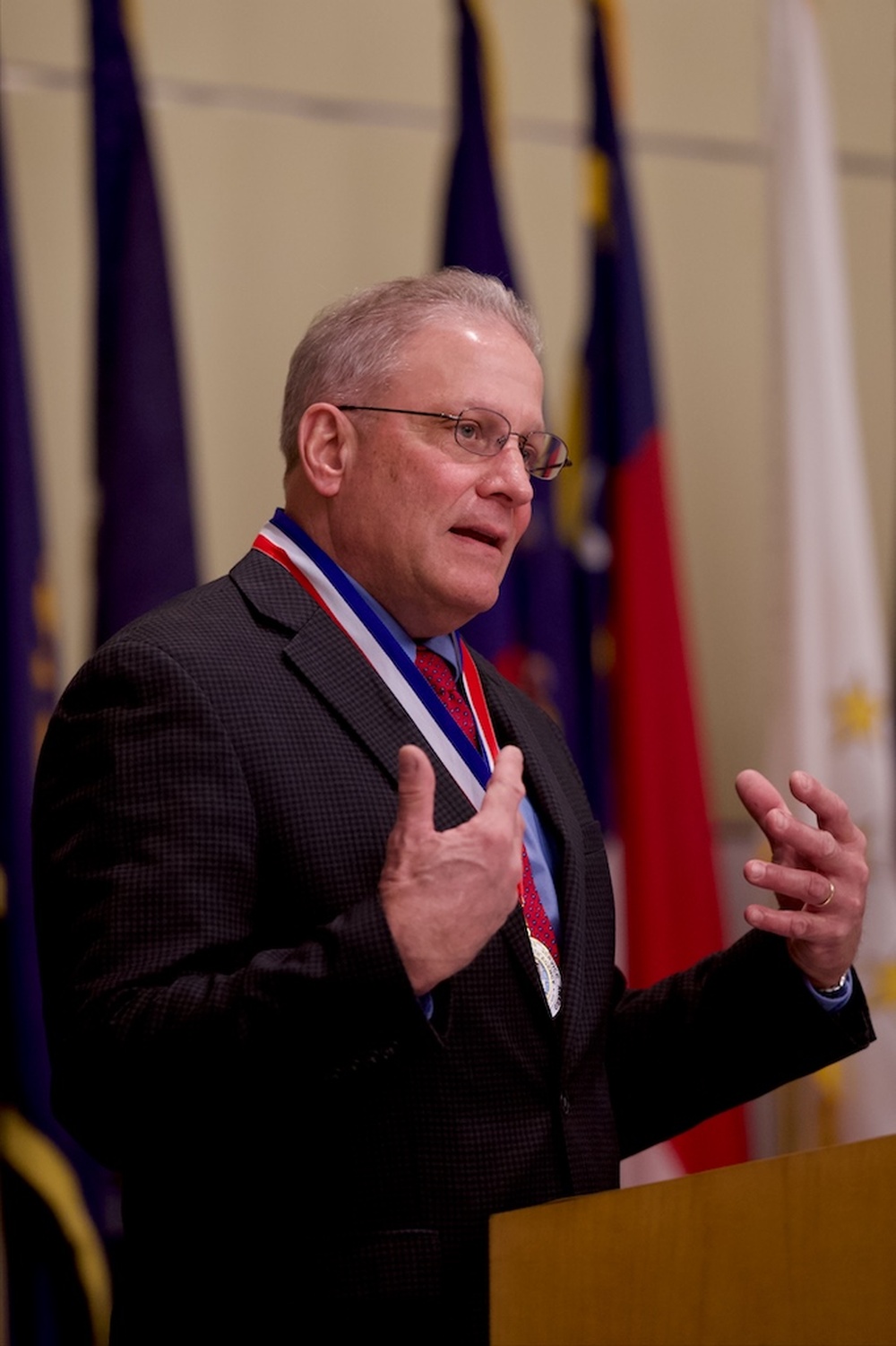 DVIDS - News - As Dr. Mark Dertzbaugh Retires, MRDC Honors His Thirty ...