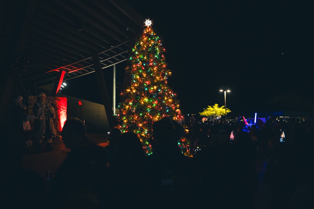 Twentynine Palms celebrates its annual Holiday Festival