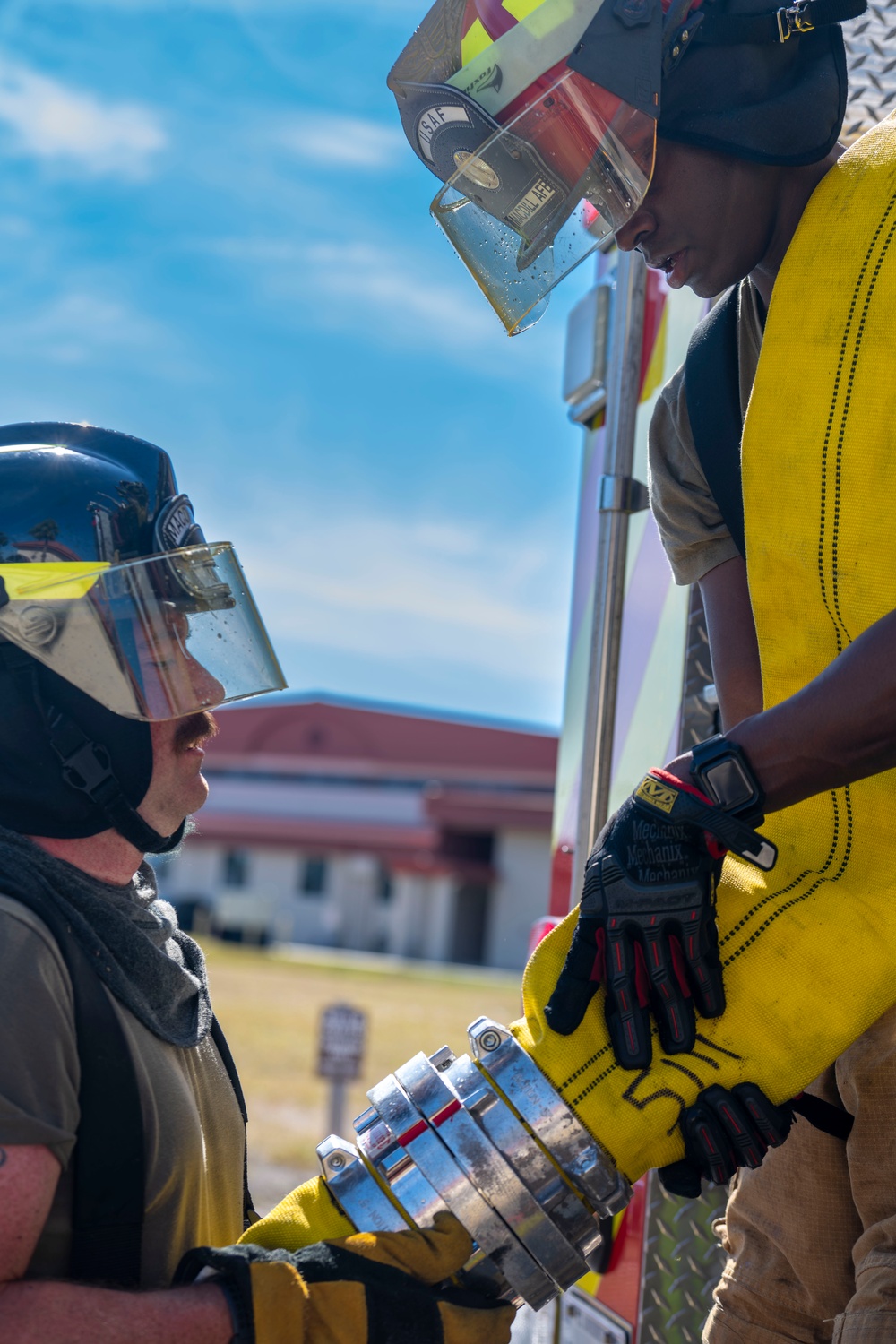 MacDill 6th Civil Engineer Squadron responds to car fire