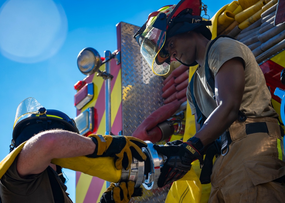 MacDill 6th Civil Engineer Squadron responds to car fire