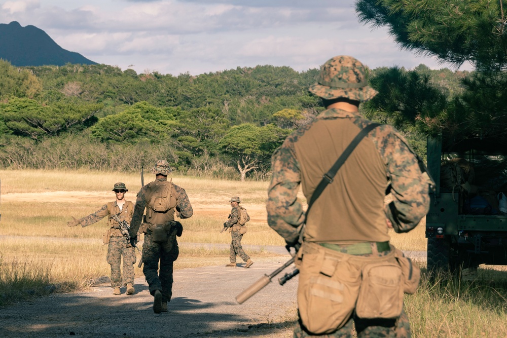 31st MEU | BLT 2/4 provides FARP security