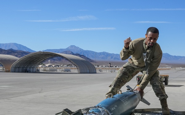 Load Crew Comp Tiger AMU vs. Reaper AMU