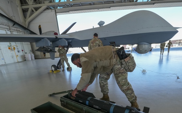 Load Crew Comp Tiger AMU vs. Reaper AMU