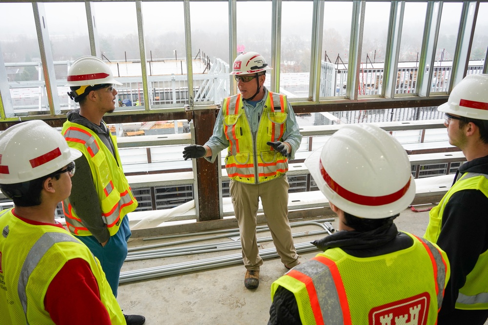 Ballard students visit Louisville VA Medical Center Dec. 10, 2024