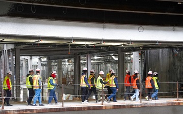 Ballard students visit Louisville VA Medical Center Dec. 10, 2024