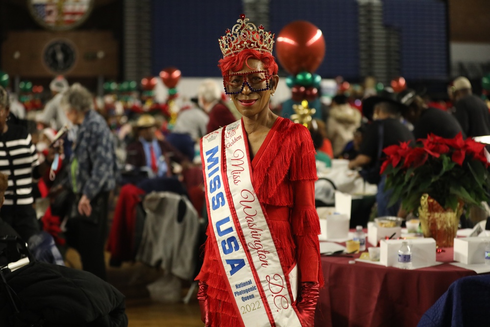 Dvids - Images - 26th Annual Senior Holiday Celebration [image 8 Of 12]