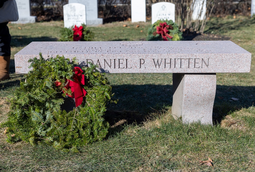 Volunteer spirit, hard work in paying respect to those buried at cemetery during Wreaths Across America