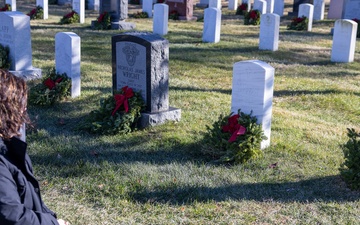 Volunteer spirit, hard work in paying respect to those buried at cemetery during Wreaths Across America