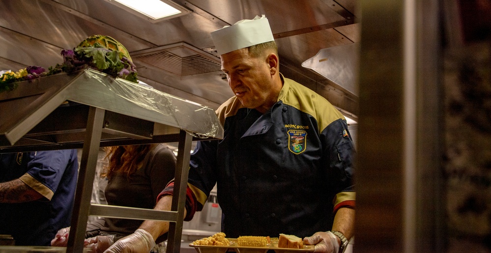 USS Essex Celebrates Thanksgiving