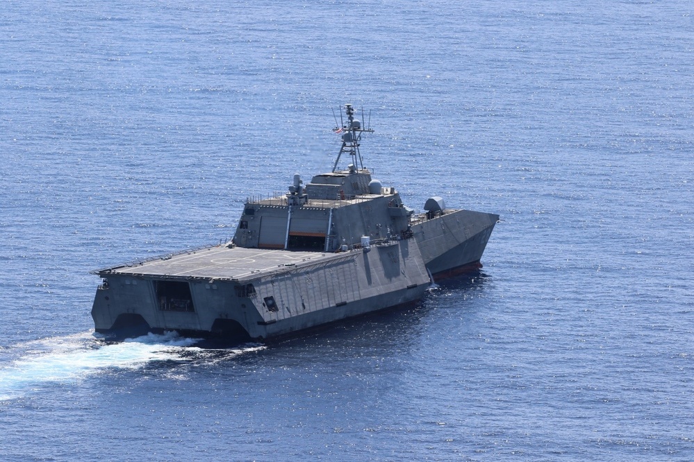 USS SAVANNAH UNDERWAY SOUTH CHINA SEA