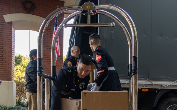 MARFORK Delivers Gifts for Gifts for Hope
