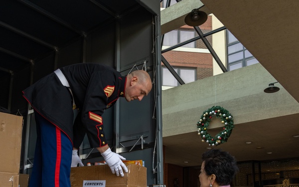 MARFORK Delivers Gifts for Gifts for Hope