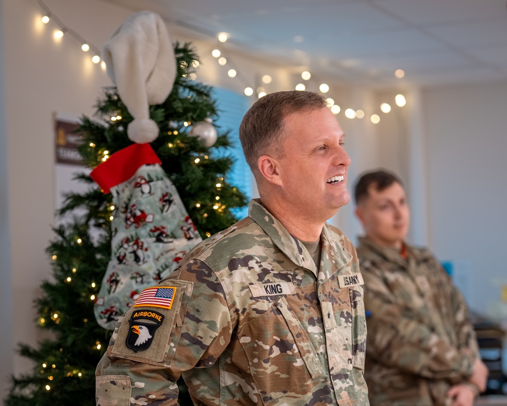 10th AAMDC commanding general recognizes general staff soldiers