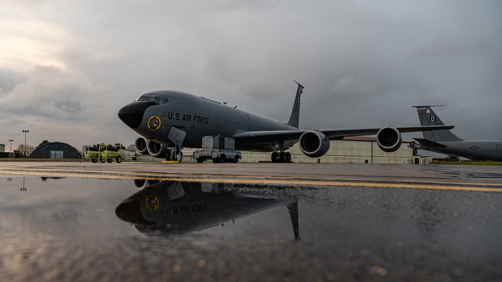 351st ARS Refuels P-8 Poseidon